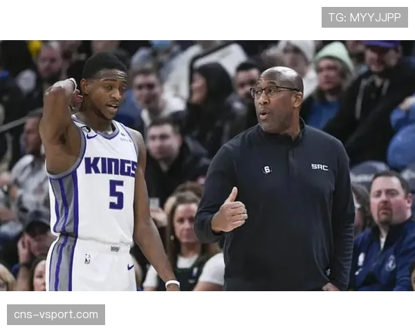 消息源:国王队与主教练迈克·布朗就续约进行深入谈判
